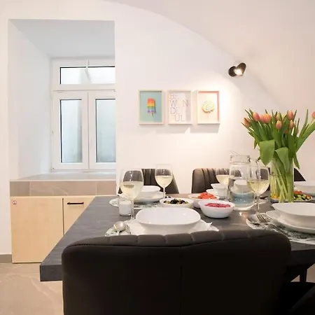 Lejlighed Grosse. Moderne. Zentrale *